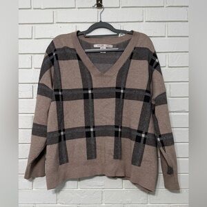 Max Studio Plaid V-Neck Sweater Women’s 2X Tan Black Buffalo Check Pullover